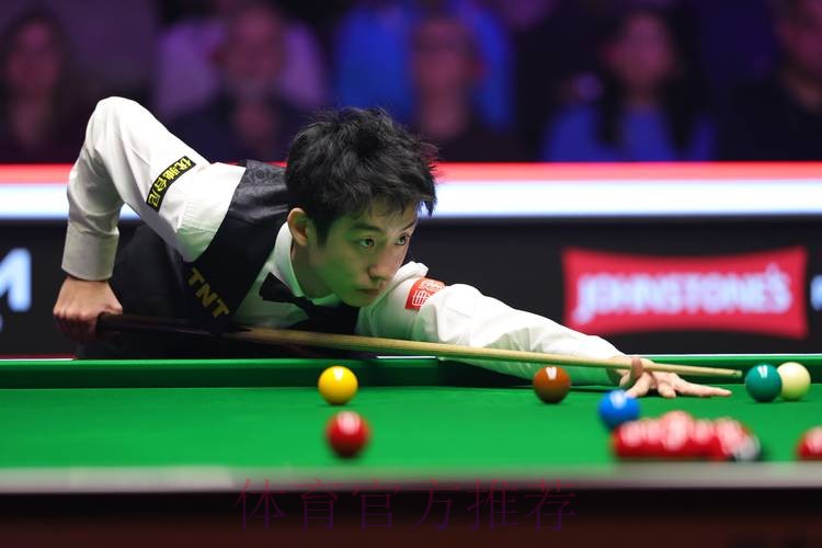 斯诺克大师赛1/4决赛：肖国栋VS吴宜泽